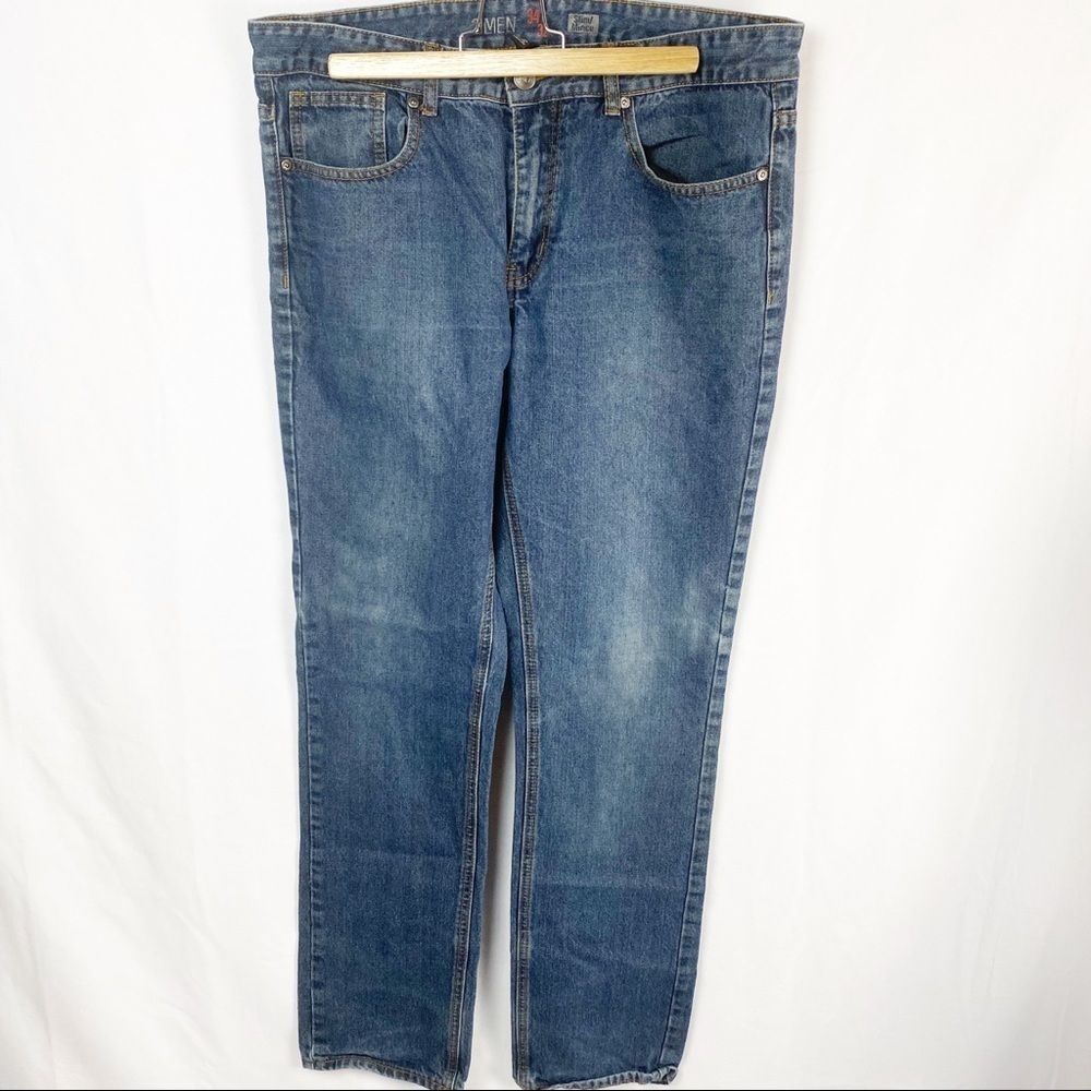 Forever 21 Men size 34x32 Medium Wash Jeans Slim